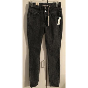 True Freedom Womens High Waisted Black Distressed Stretchy Jeans Size 3 NWT! A83